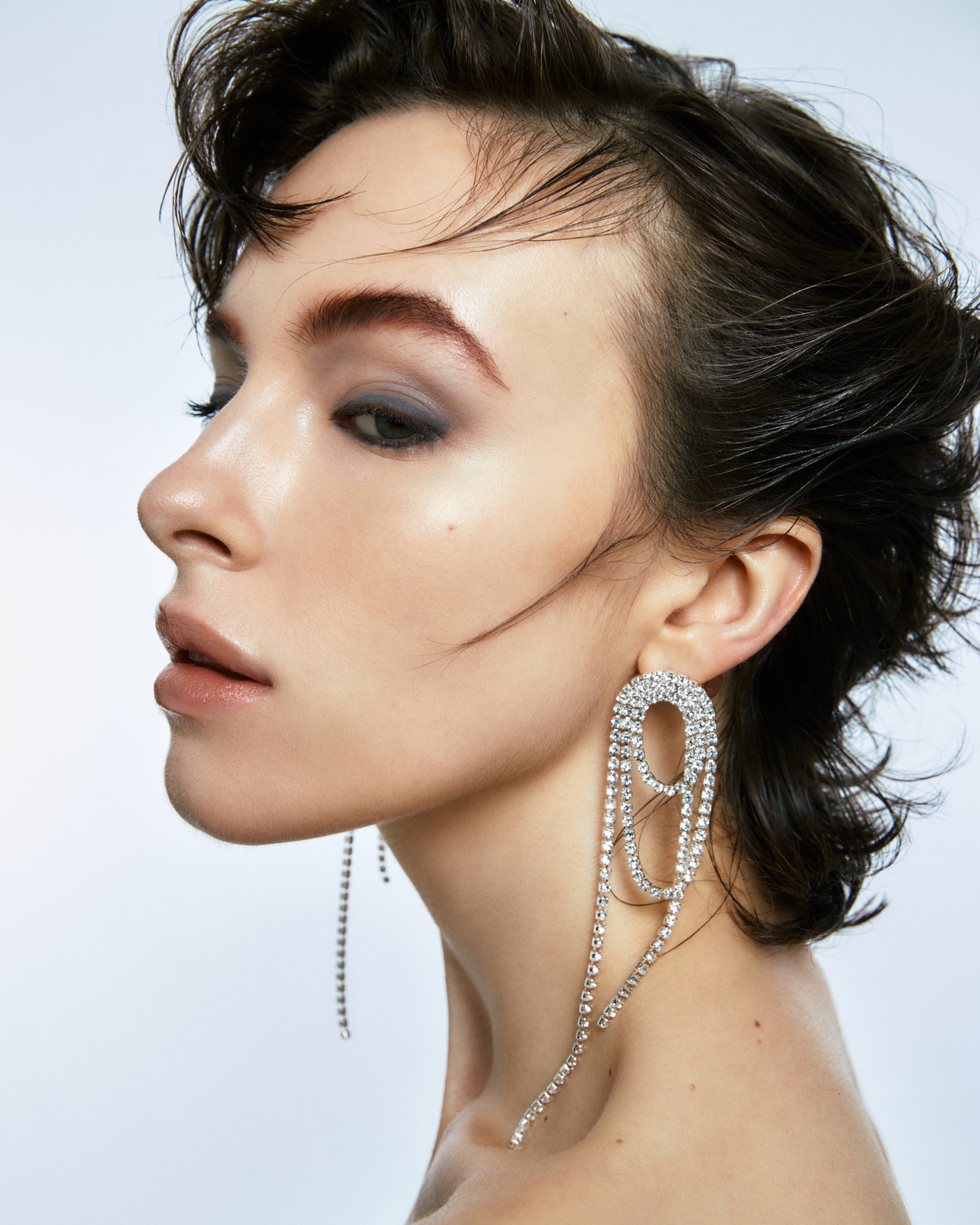 Eyebrow Styling Glow 05：Fall into BENI